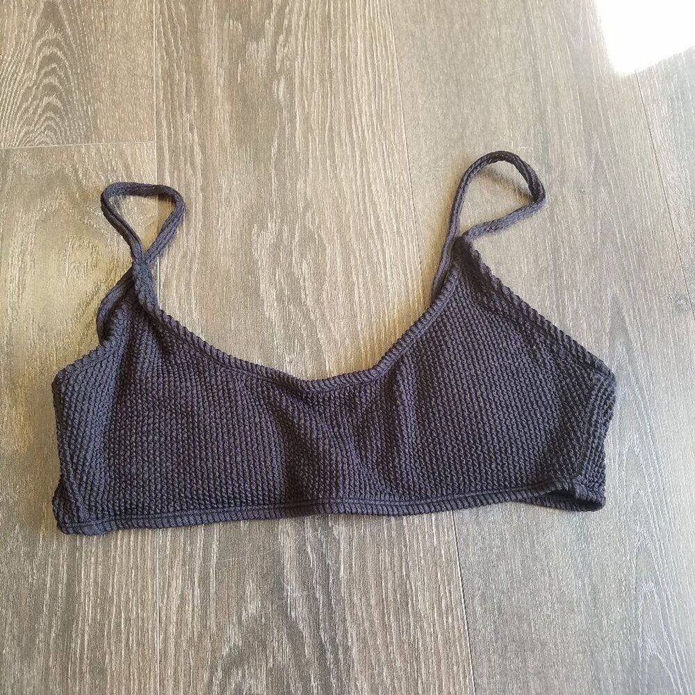 No Boundaries Waffle Print Textured Bikini Top in Black Large